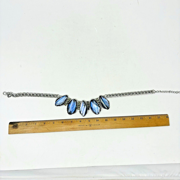 Chicos Necklace Lot of 4 Modern Costume Jewelry 2 Long 1 Bib 1 Statement - Picture 9 of 15